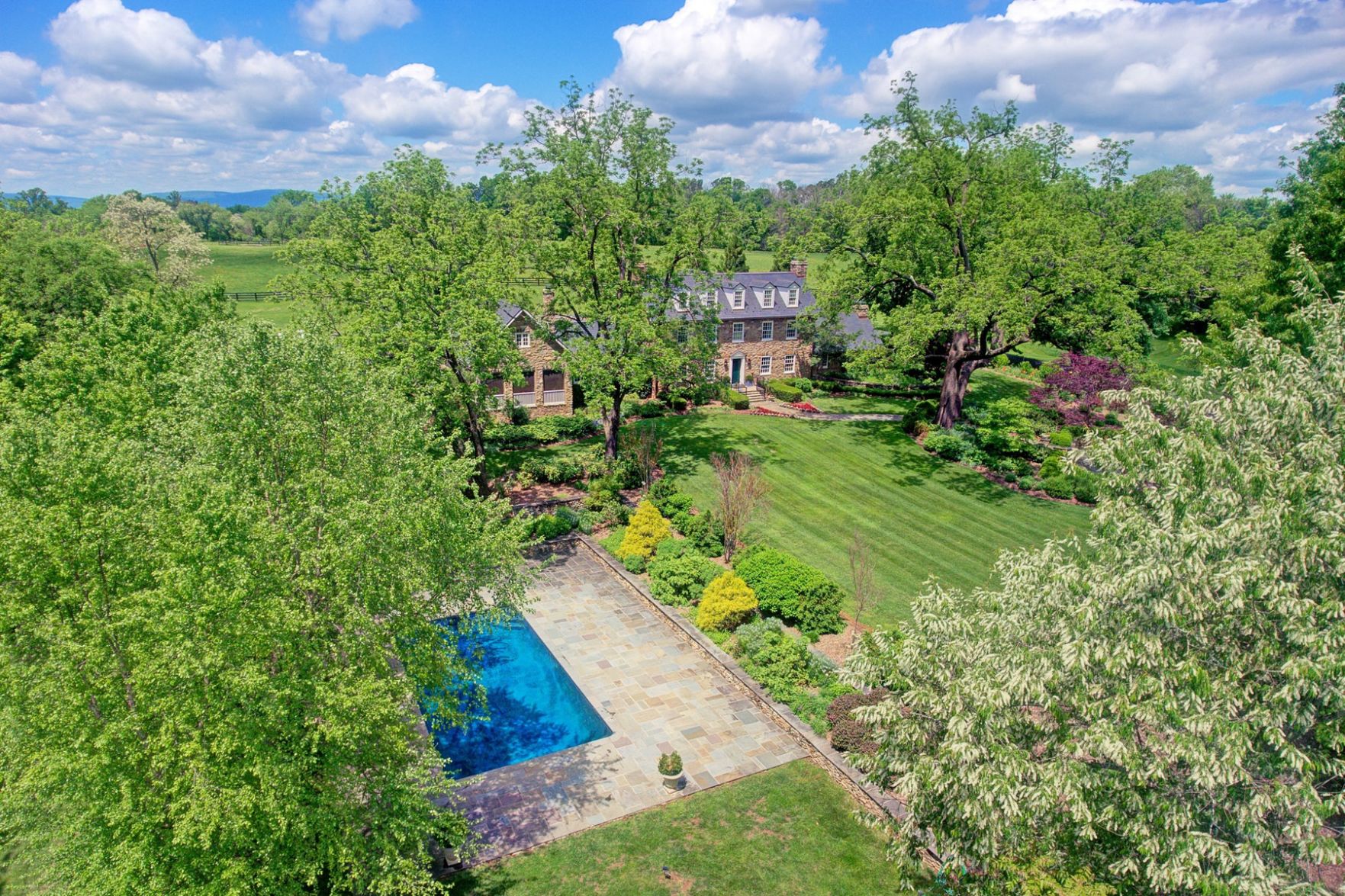 22941 Foxcroft Rd, Middleburg, VA 20117